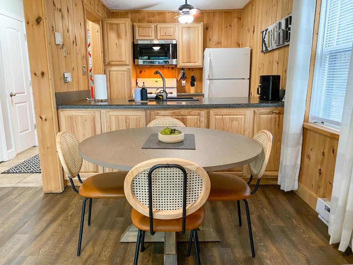 Your Perfect Basecamp For Mountain Adventures! Beech Mountain Extérieur photo